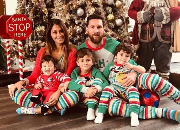 Messi, Suarez và dàn sao Barca đón Giáng sinh hạnh phúc bên gia đình