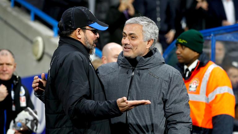 Huddersfield 'ước' Mourinho vẫn còn dẫn dắt Man Utd