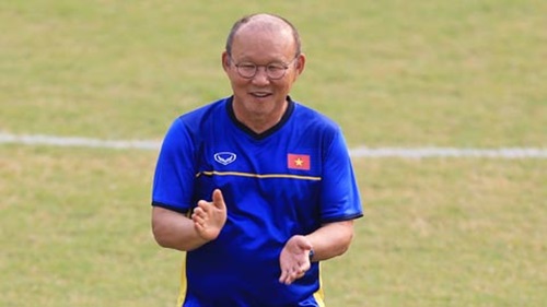 Tuyển Việt Nam bị "coi thường" ở Asian Cup: Thầy Park cười mỉm