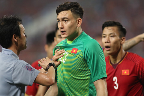 Thủ môn Đặng Văn Lâm: 'Tôi không muốn ở trong vùng an toàn'