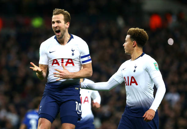 Công nghệ VAR trợ giúp, Tottenham giành lợi thế lớn trước Chelsea