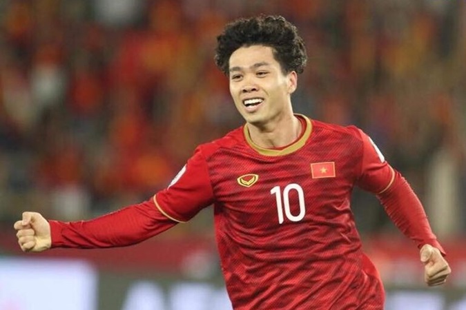 Ảnh bài viết "Không nên nói Công Phượng đã đủ sức thay thế Anh Đức"