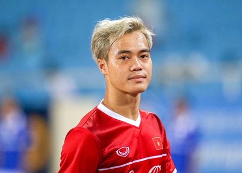 Văn Toàn - tiền đạo có nhiệm vụ tạo đột biến ở Asian Cup