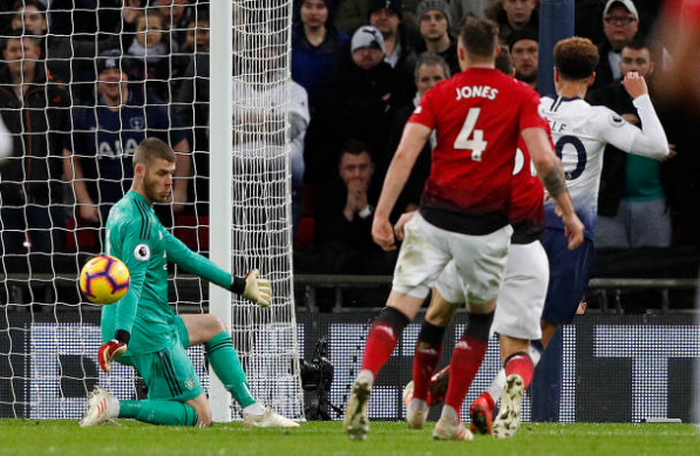10 khoảnh khắc ấn tượng nhất vòng 22 Premier League: Đôi chân thần thánh
