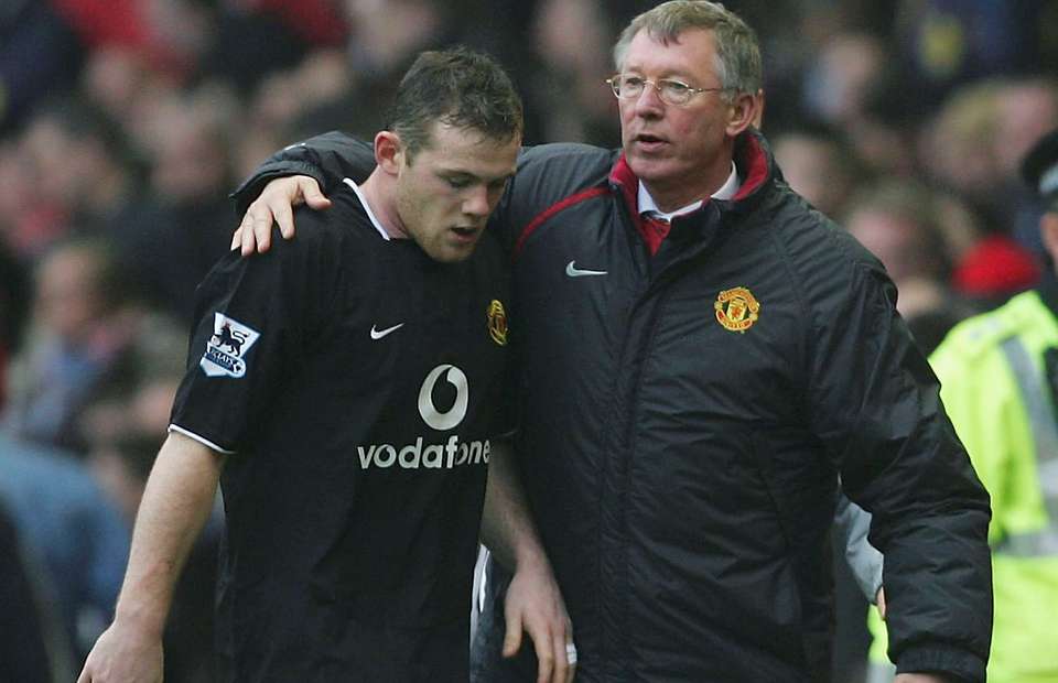 Ảnh bài viết Phản ứng đặc biệt của Sir Alex khi Rooney muốn xin quả bóng trận ra mắt