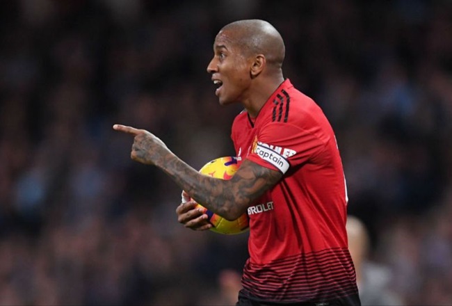 Sốc! Đội phó Man Utd văng tục, mắng nhiếc Lukaku trong buổi tập