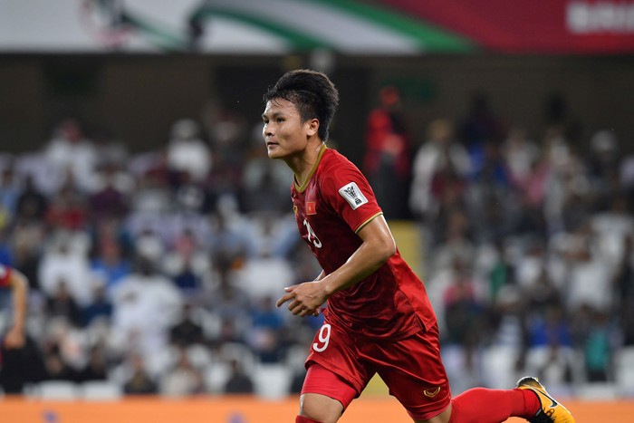"Tôi thấy dáng dấp Messi ở Quang Hải"