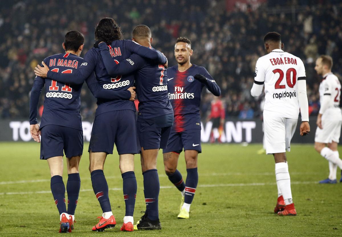 Cavani và Mbappe hattrick, Neymar cú đúp: PSG huỷ diệt đối thủ 9 bàn không gỡ