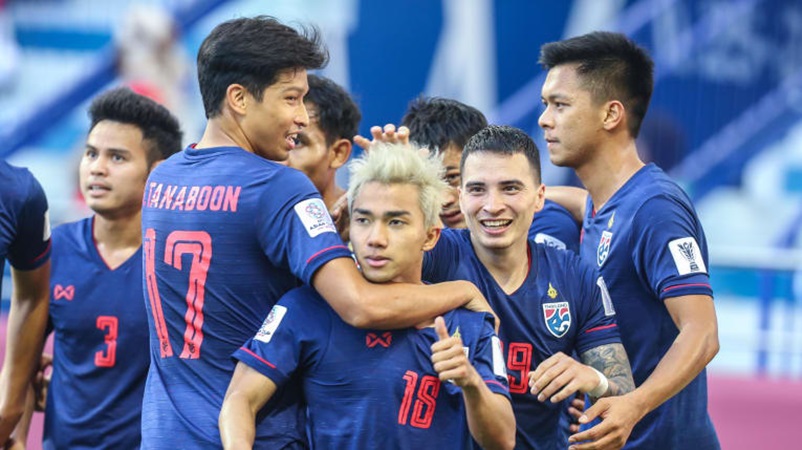 Ảnh bài viết Thua đau Trung Quốc, CĐV Thái Lan chuyển sang "thần tượng" Việt Nam