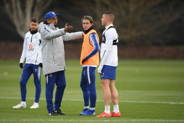 Đấu Tottenham, Sarri tin tưởng sao trẻ 18 tuổi sau "sự cố" tại Emirates?