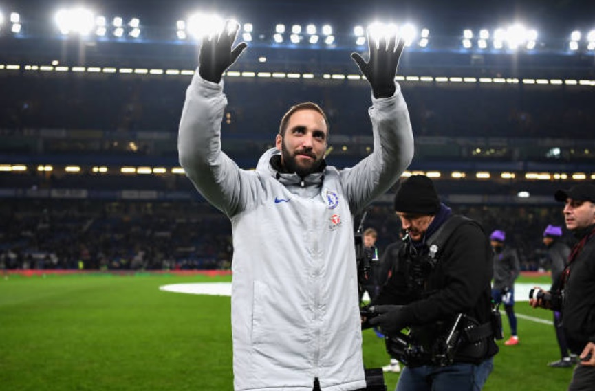 5 điểm nhấn Chelsea 2-1 Tottenham: Chu kỳ buông tiếp diễn, Giroud 'dọn cỗ' cho Higuain