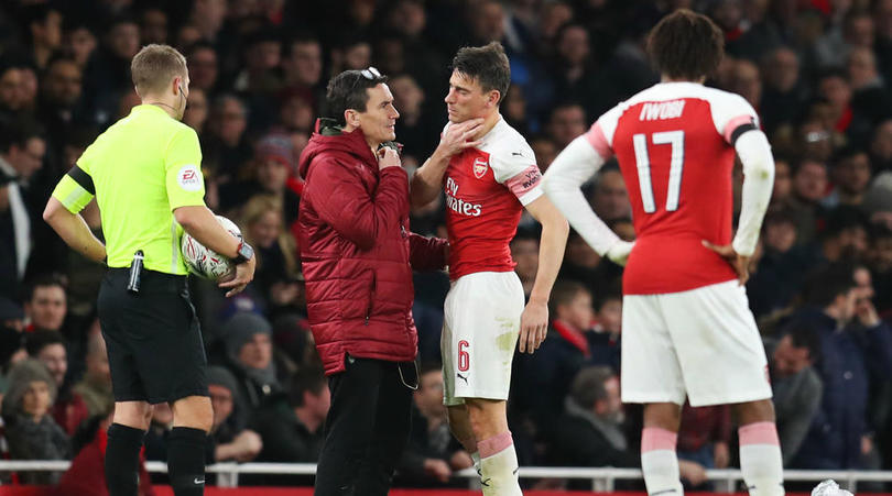 Emery: "Cậu ấy có thể bị gãy xương gò má hoặc xương hàm"