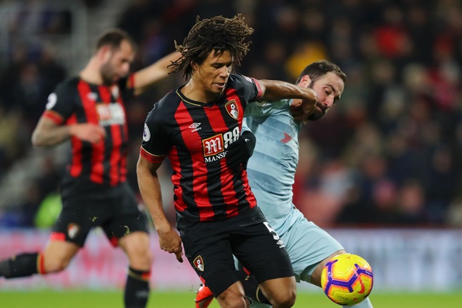 HLV Bournemouth: "Chelsea tấn công tốt nhưng cậu ấy làm còn tốt hơn"