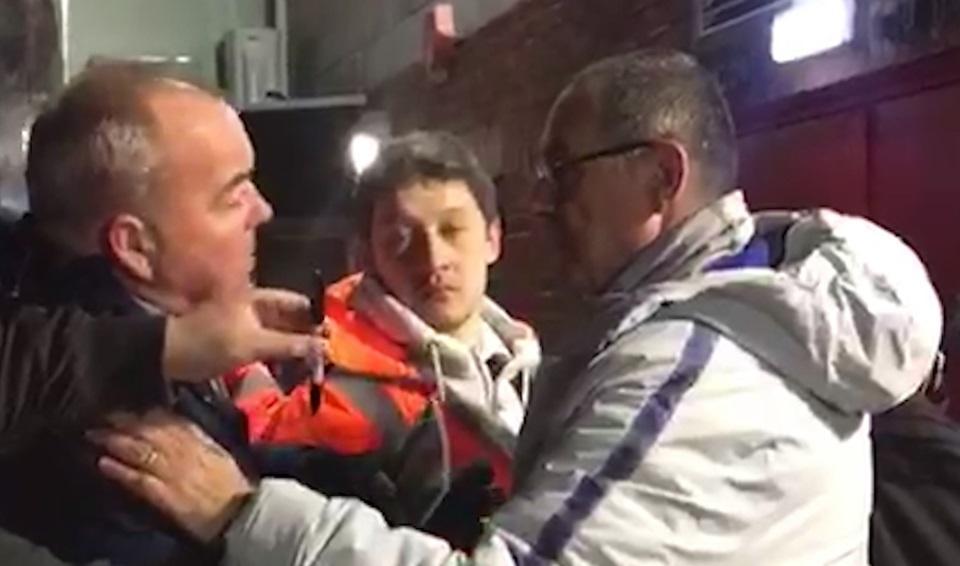 Ảnh bài viết Sarri thừa nhận CĐV nói đúng sau khi bị chửi thẳng mặt