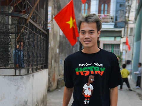 Ảnh bài viết Văn Toàn giữ thói quen thăm thầy cô giáo dịp Tết