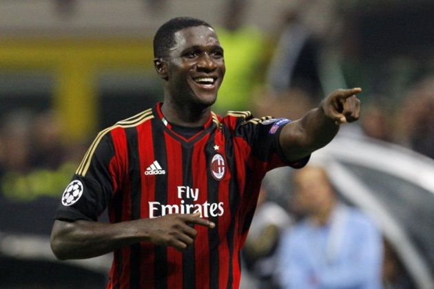 Tiết lộ: AC Milan suýt chia tay một trung vệ vào tháng Một vừa qua