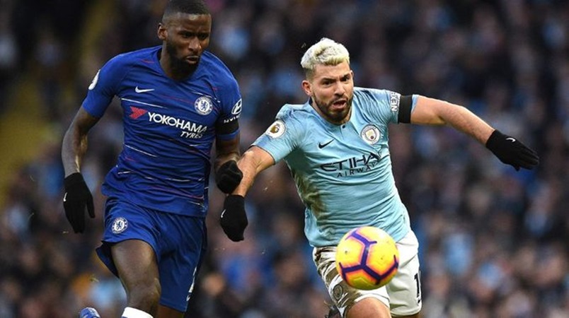 Bị CĐV ném "vật thể lạ", sao Chelsea có câu trả lời "cực chất"