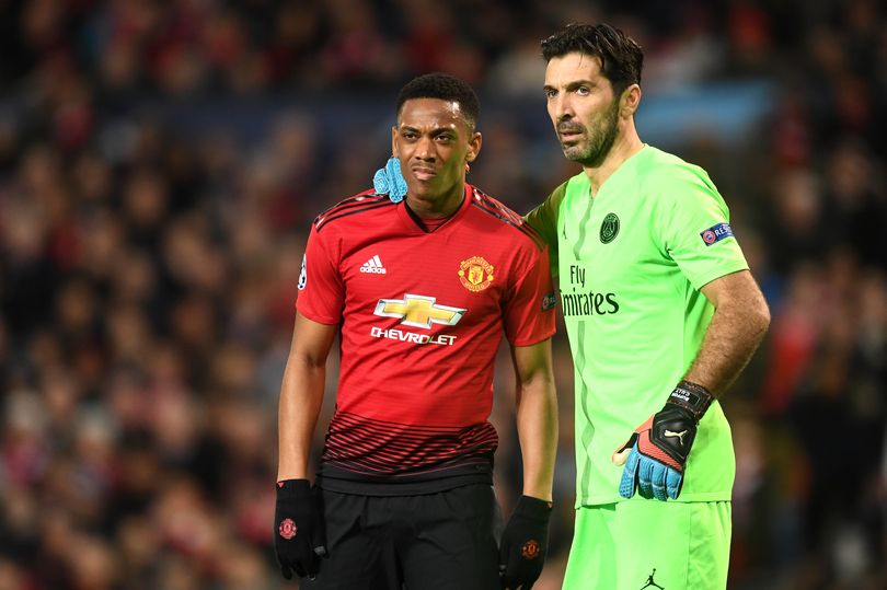 Buffon: "Trận đấu với Man Utd trông dễ dàng"
