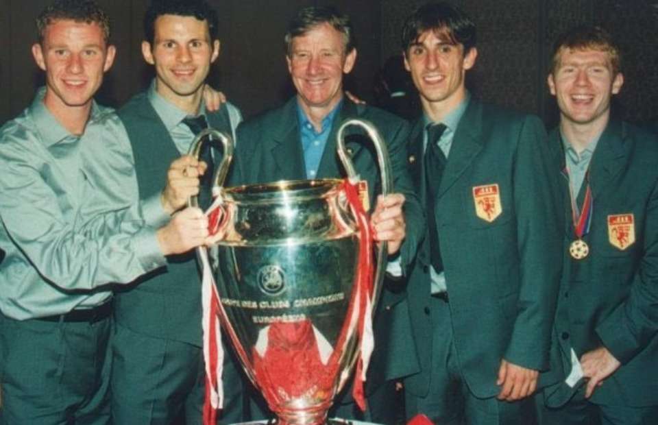 TIN BUỒN! Người "ươm mầm" cho thế hệ Man Utd 1992 qua đời