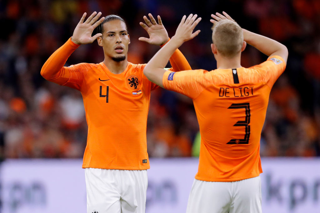 Bóng đá Hà Lan cần De Ligt tới Liverpool