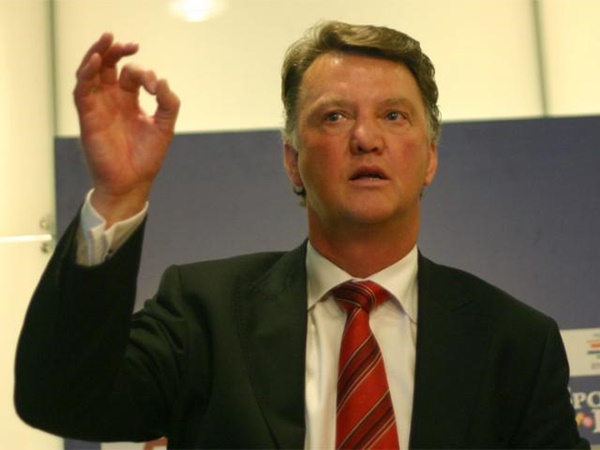 Bất ngờ! Cựu HLV Man Utd suýt đến Schalke 04