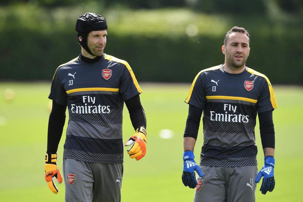 Bị Emery hắt hủi, sao Arsenal có quyết định về tương lai