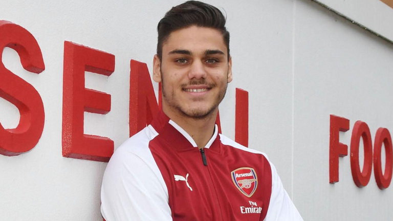 Sokratis nhận định lạc quan về trụ cột tương lai của Arsenal