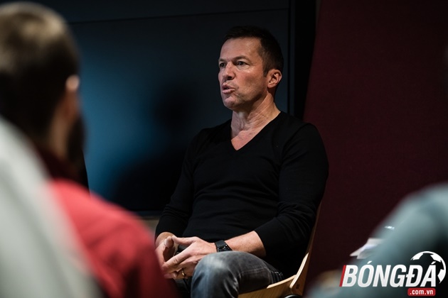 Lothar Matthaus phong độ, thu hút ánh nhìn ở tuổi 57