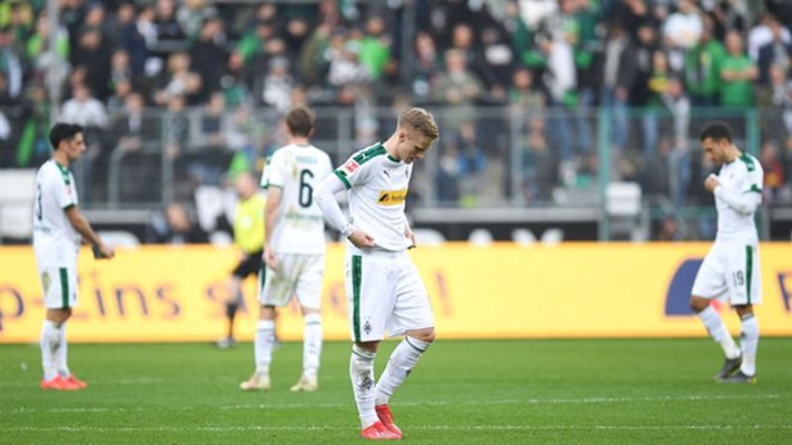 Monchengladbach khủng hoảng vì hàng công quên cách ghi bàn
