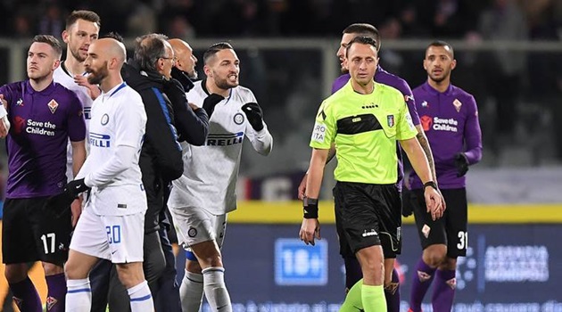 “Đắc tội” với Inter Milan, Rosario Abisso bị chỉ trích không thương tiếc