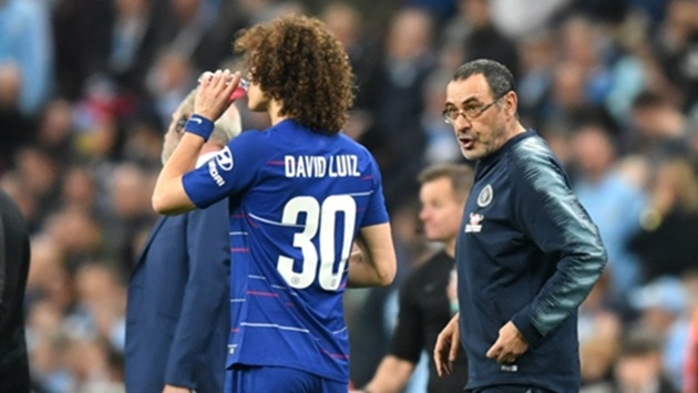 David Luiz nói gì về Sarri sau trận chung kết Carabao Cup