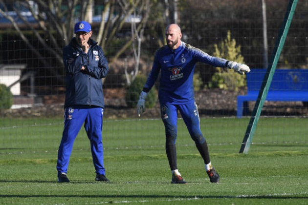 Kepa dính "phốt", thủ môn số 2 của Chelsea tranh thủ ghi điểm trước Sarri