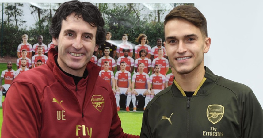 Ảnh bài viết Bị giam hãm trên ghế dự bị, "canh bạc" Arsenal nói lời thật lòng về Emery