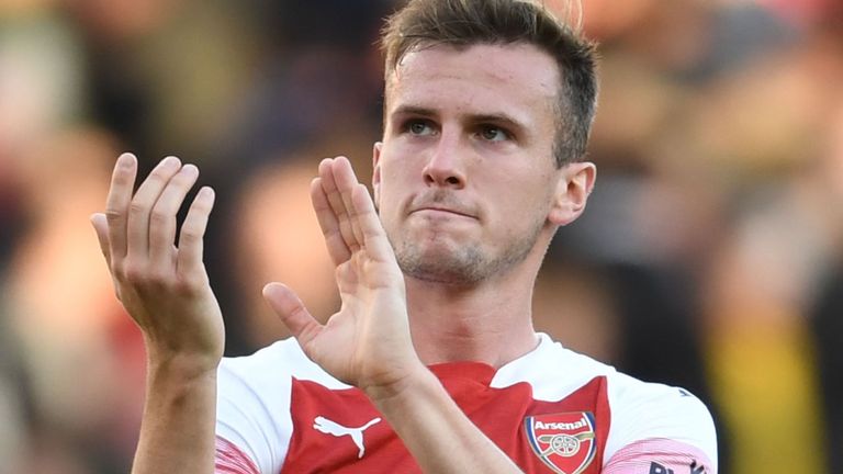 Rob Holding gửi thông điệp tích cực giúp người hâm mộ ấm lòng