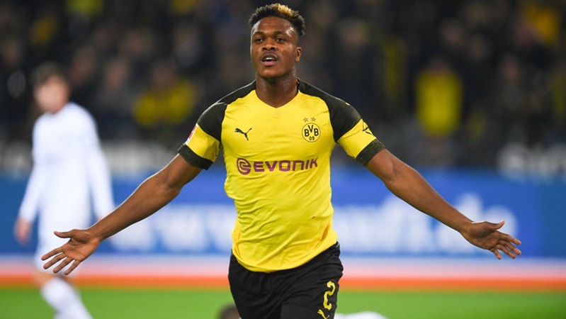 Zagadou giúp Dortmund chạm mốc kỷ lục không tưởng
