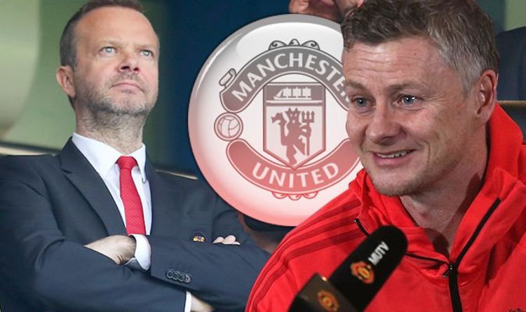 "Ed Woodward đã nói điều này với tôi về vị trí HLV trưởng M.U"