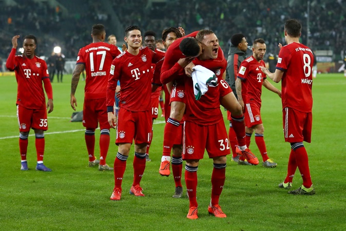 Hủy diệt Monchengladbach, Bayern chính thức san bằng điểm số với Dortmund