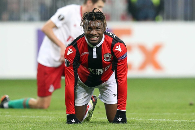 AC Milan đón nhận tin không vui từ Ligue I