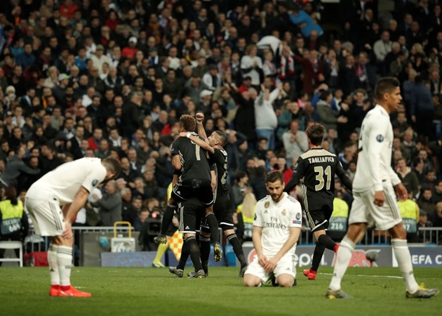 Ai thắng, ai thua khi Real Madrid thảm bại khó tin trước Ajax?