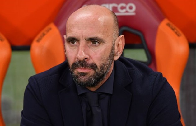 CHÍNH THỨC: Roma sa thải "Phù thuỷ chuyển nhượng", cơ hội cho Arsenal