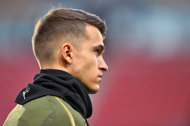 Fan Pháo Thủ: "Chẳng hiểu vì sao Arsenal ký hợp đồng với cậu ta"