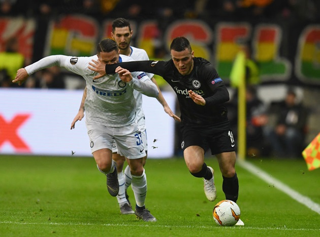 Inter Milan và Eintracht Frankfurt cầm chân nhau trong trận cầu hấp dẫn