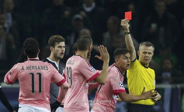 Chamipons League: Trọng tài người Hà Lan và thống kê "đáng sợ" với Juventus