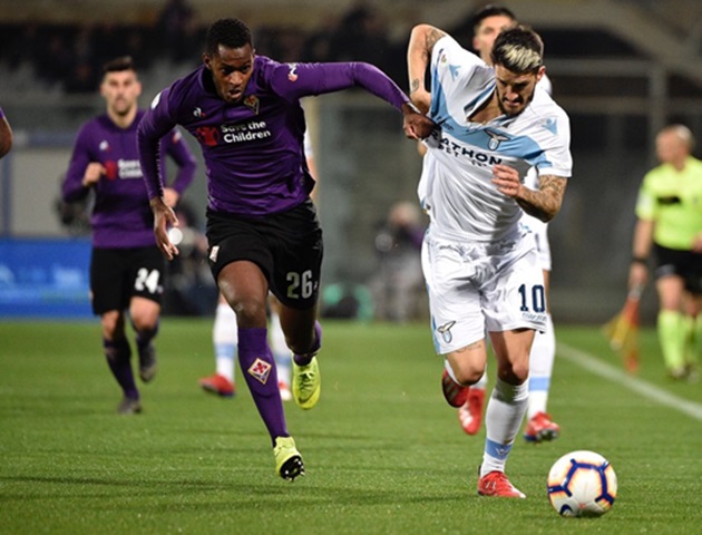 Gặp khó tại Artemio Franchi, Lazio ngày càng xa giấc mơ Champions League