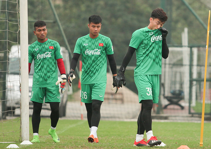 Lựa chọn cho khung gỗ U23 Việt Nam: "Thủ thành quốc dân", Văn Lâm 2.0 hay Joe Hart Việt Nam?