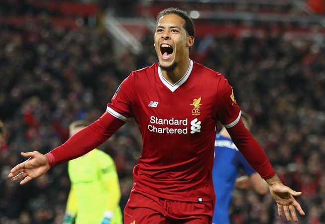 Virgil van Dijk: Bức tường thành màu da cam