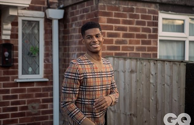 'Giàu có không quên thời cơ hàn', Rashford trở lại chốn cũ