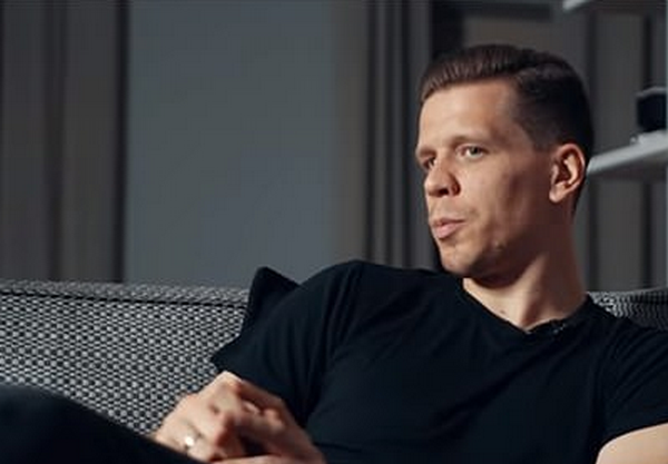 Không chỉ Van Persie, Szczesny còn 'đá đểu' hai cái tên từng phản bội Arsenal 