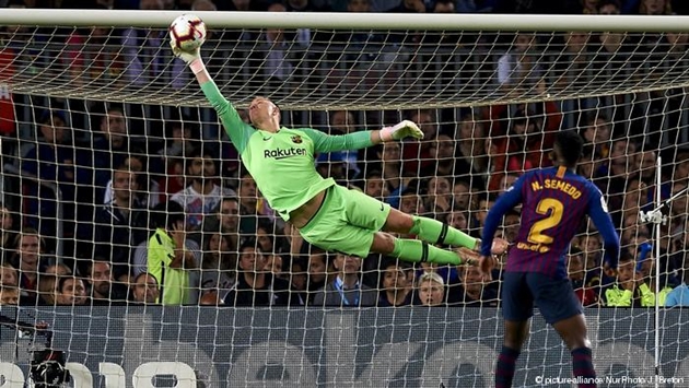 Lothar Matthaus lên tiếng đòi công bằng cho người của Barca