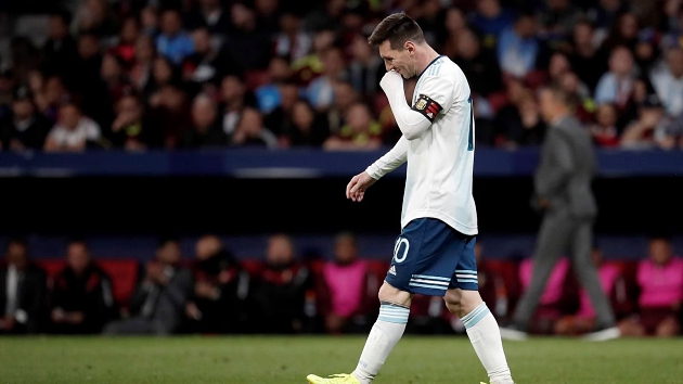 Thi đấu thất vọng, Messi còn khiến CĐV Barca lo hơn bởi điều này